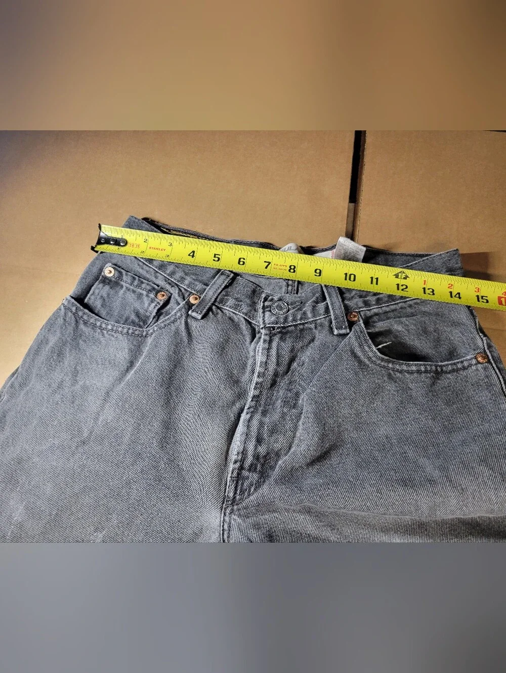 Vintage Levi's Men's Washed Gray Regular fit Jeans distressed